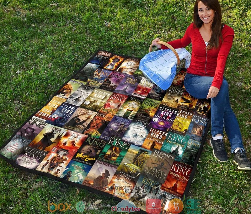The Dark Tower Books Quilt 6 The Dark Tower Books Quilt word2