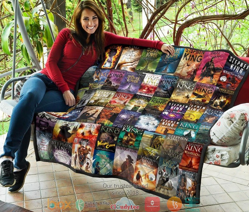The Dark Tower Books Quilt 7 The Dark Tower Books Quilt word2