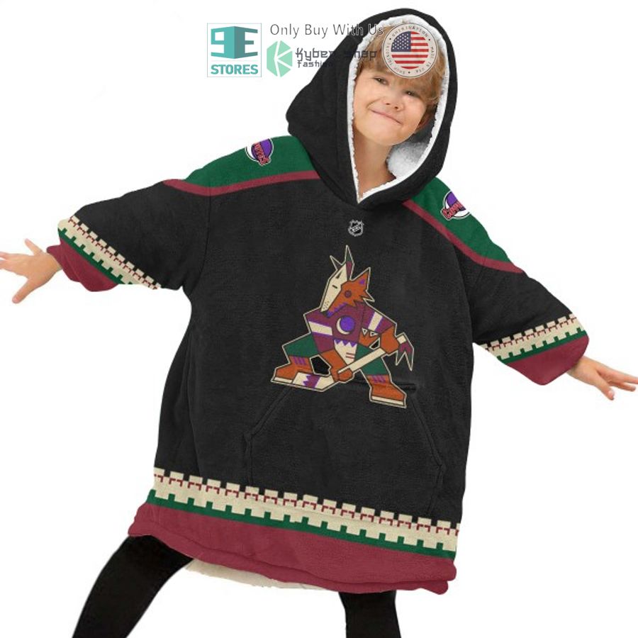 NEW Arizona Coyotes logo black Custom Name Fleece Hooded Blanket 6 personalized nhl arizona coyotes logo black sherpa hooded blanket 6 71841