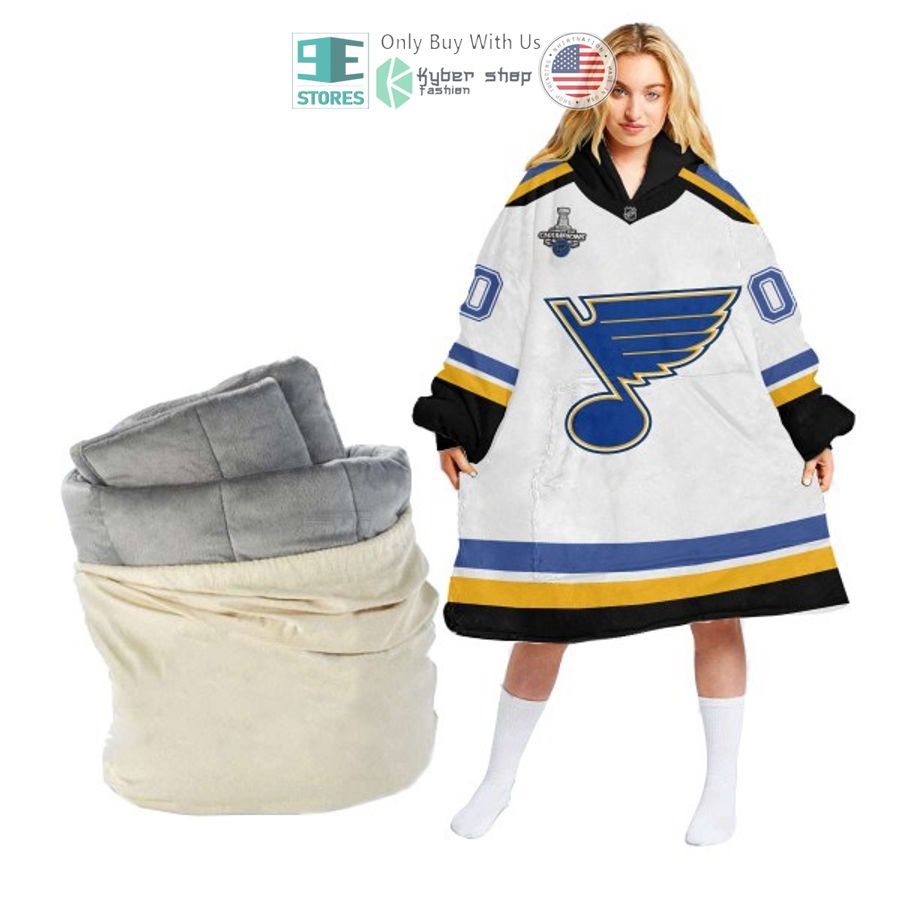 personalized nhl st louis blues logo white sherpa hooded blanket 2 9301