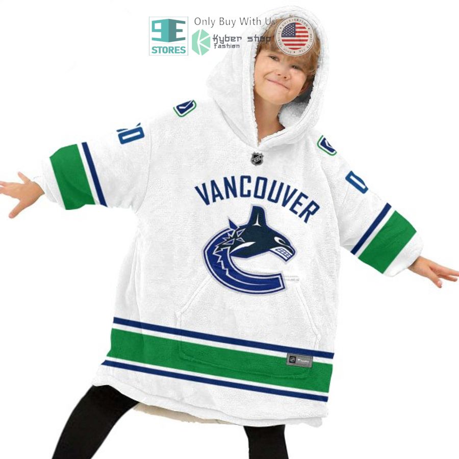 NEW Vancouver Canucks Custom Name Fleece Hooded Blanket 6 personalized nhl vancouver canucks sherpa hooded blanket 6 72572