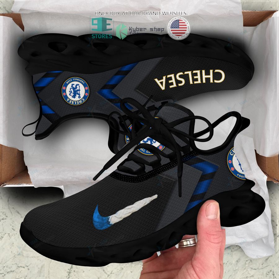 NEW Nike Chelsea F.C. Max Soul Snaeker 3 chelsea f c nike max soul shoes 3 90784