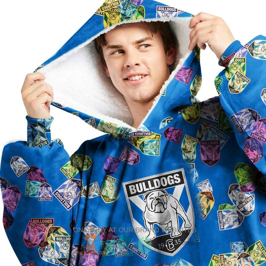 nrl canterbury bankstown bulldogs personalized fleece hoodie blanket 2 72307