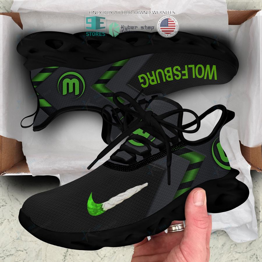 NEW Nike VfL Wolfsburg Max Soul Snaeker 3 vfl wolfsburg nike max soul shoes 3 53411