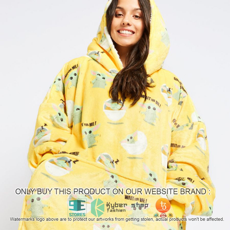 NEW Baby Yoda In Spaceship yellow Fleece Hoodie Blanket 2 baby yoda in spaceship yellow sherpa hoodie blanket 2 21428