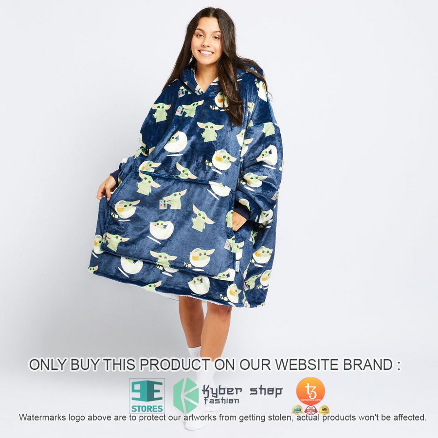 NEW Star Wars Baby Yoda In Spaceship Blue Fleece Hoodie Blanket 5 star wars baby yoda in spaceship blue sherpa hoodie blanket 5 72371