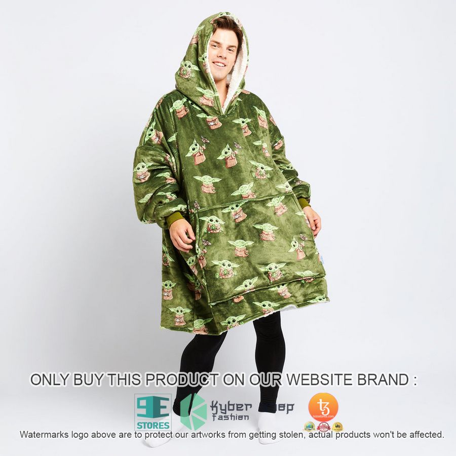 NEW Star Wars Baby Yoda In Spaceship green Fleece Hoodie Blanket 5 star wars baby yoda in spaceship green sherpa hoodie blanket 5 68588