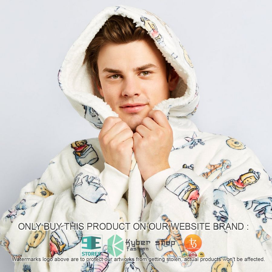 NEW Winnie-the-Pooh and friends white Fleece Hoodie Blanket 3 winnie the pooh and friends white sherpa hoodie blanket 3 11293