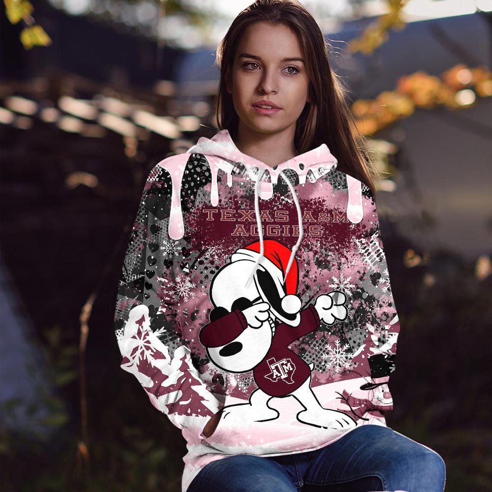 NCAA Texas A&M Aggies Snoopy Dabbing The Peanuts Christmas 3D Hoodie 3 BIb9zH9MtCXh6h3kx6Am