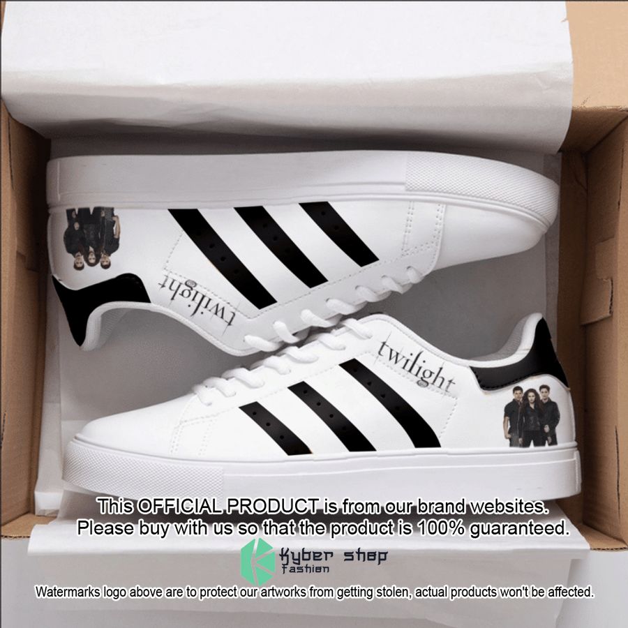 The Twilight Saga Smith Shoes word2