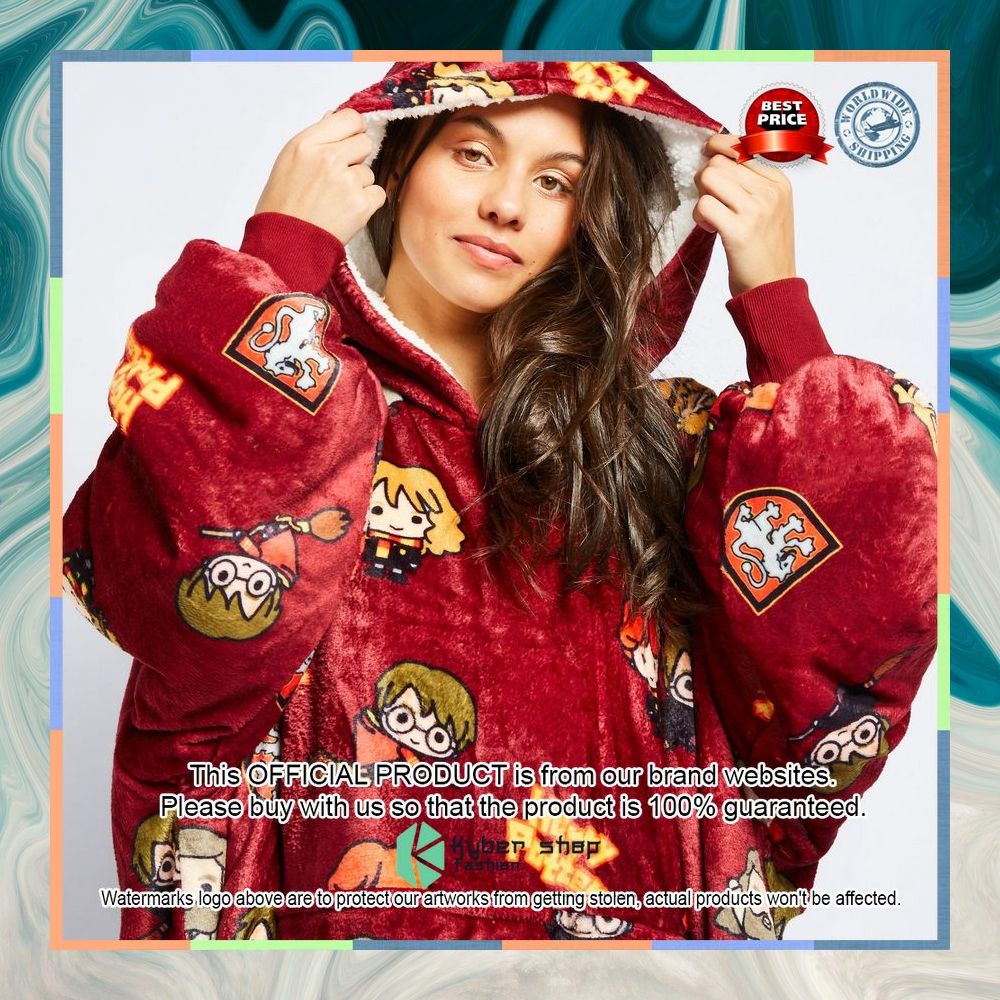 HP Gryffindor Oodie Blanket Hoodie 15 HP Gryffindor Oodie Blanket Hoodie word3