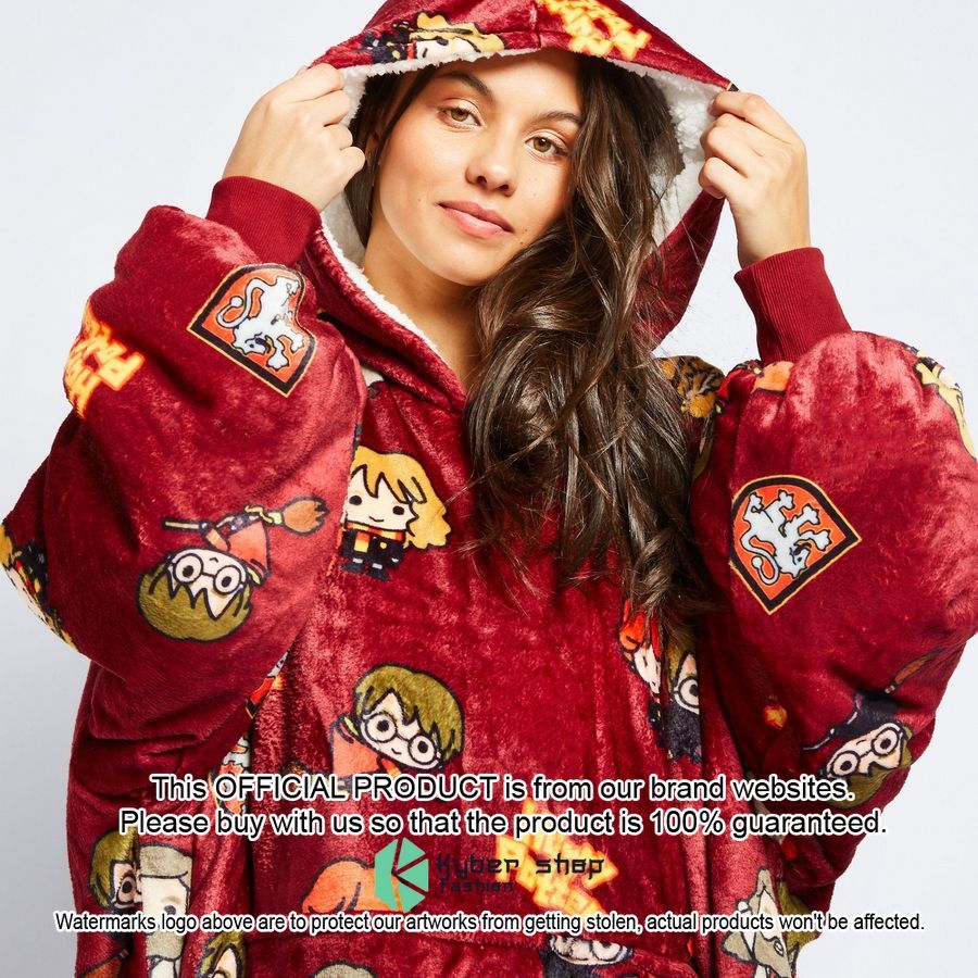 HP Gryffindor Oodie Blanket Hoodie 7 HP Gryffindor Oodie Blanket Hoodie word3