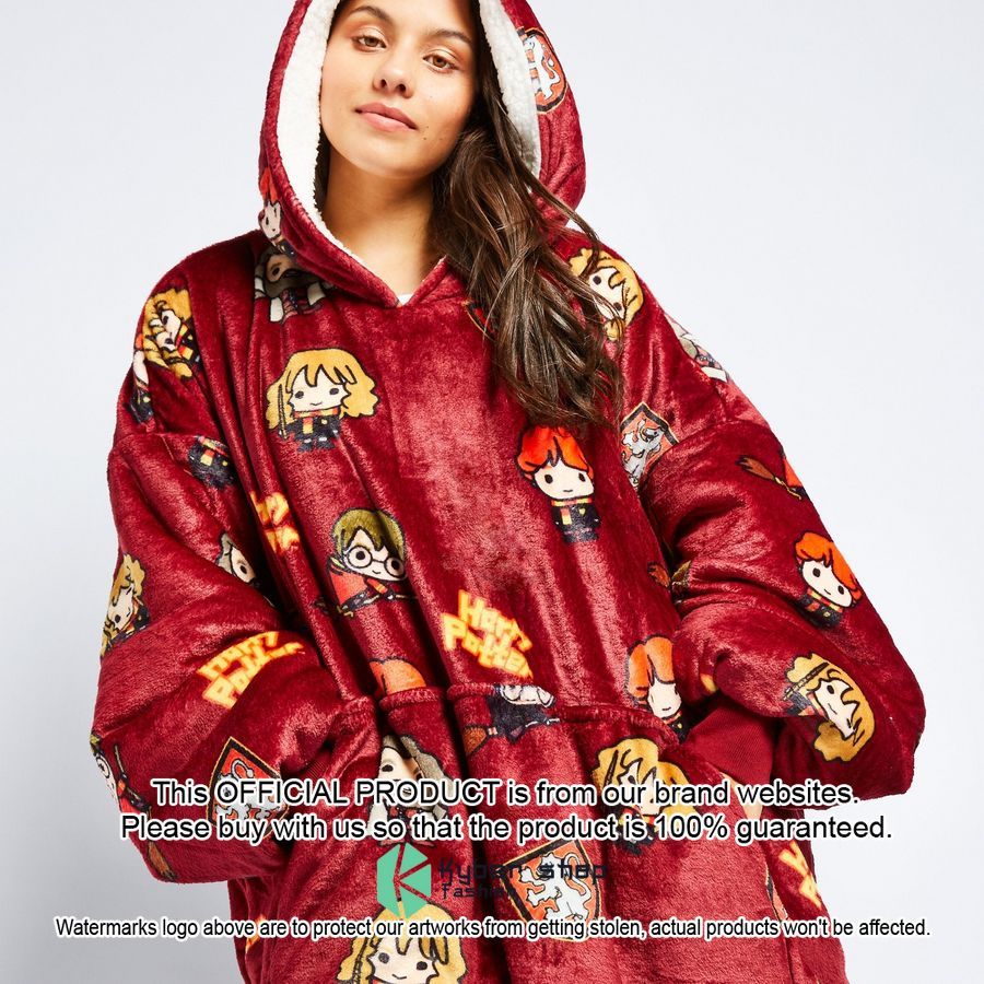HP Gryffindor Oodie Blanket Hoodie 8 HP Gryffindor Oodie Blanket Hoodie word3