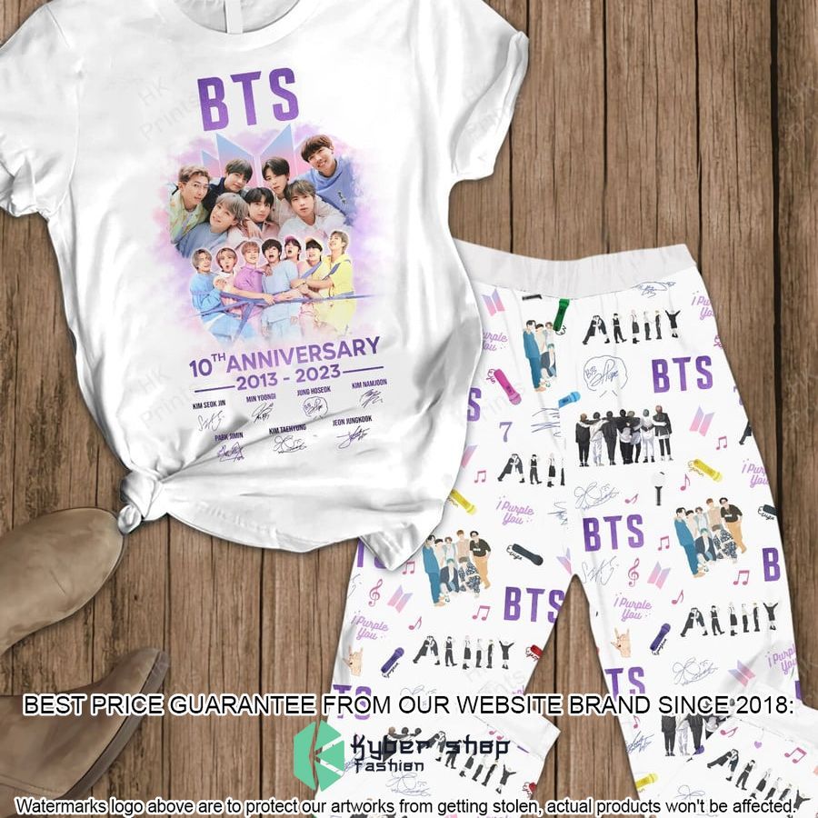 BTS 10th Anniversary Signatures Pajamas Set