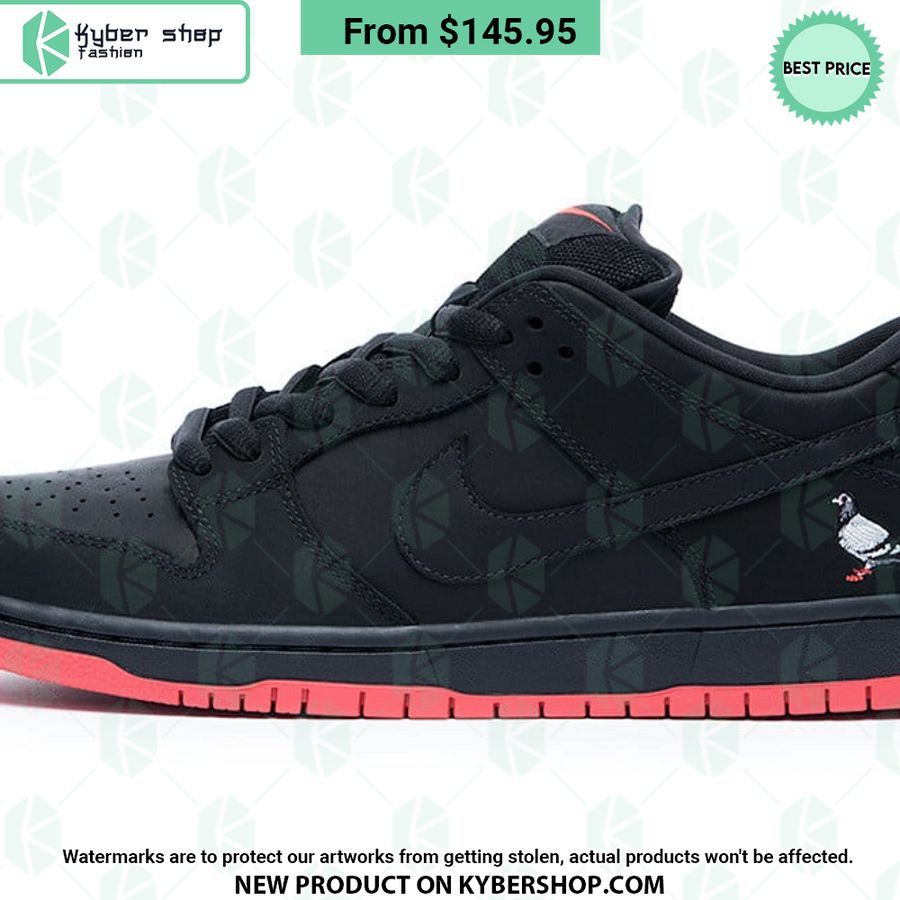 Nike SB Dunk Low X Black Pigeon You look different and cute